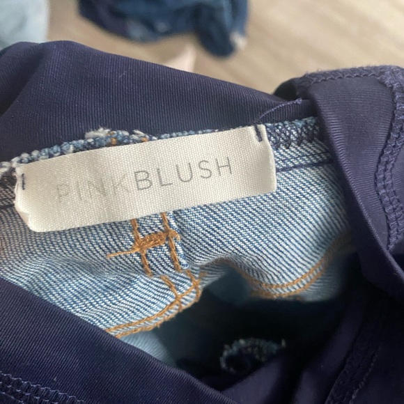 Washed out blue maternity jeans - Picture 3 of 3